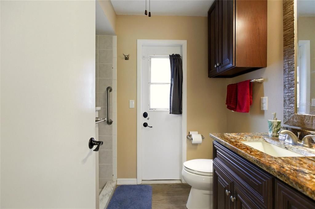 Active With Contract: $349,000 (3 beds, 2 baths, 1424 Square Feet)