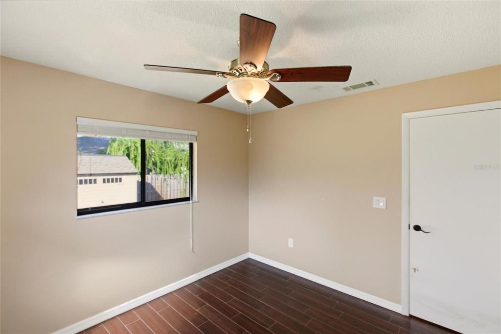 Active With Contract: $349,000 (3 beds, 2 baths, 1424 Square Feet)