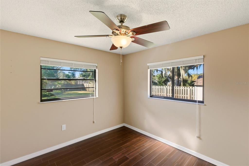 Active With Contract: $349,000 (3 beds, 2 baths, 1424 Square Feet)