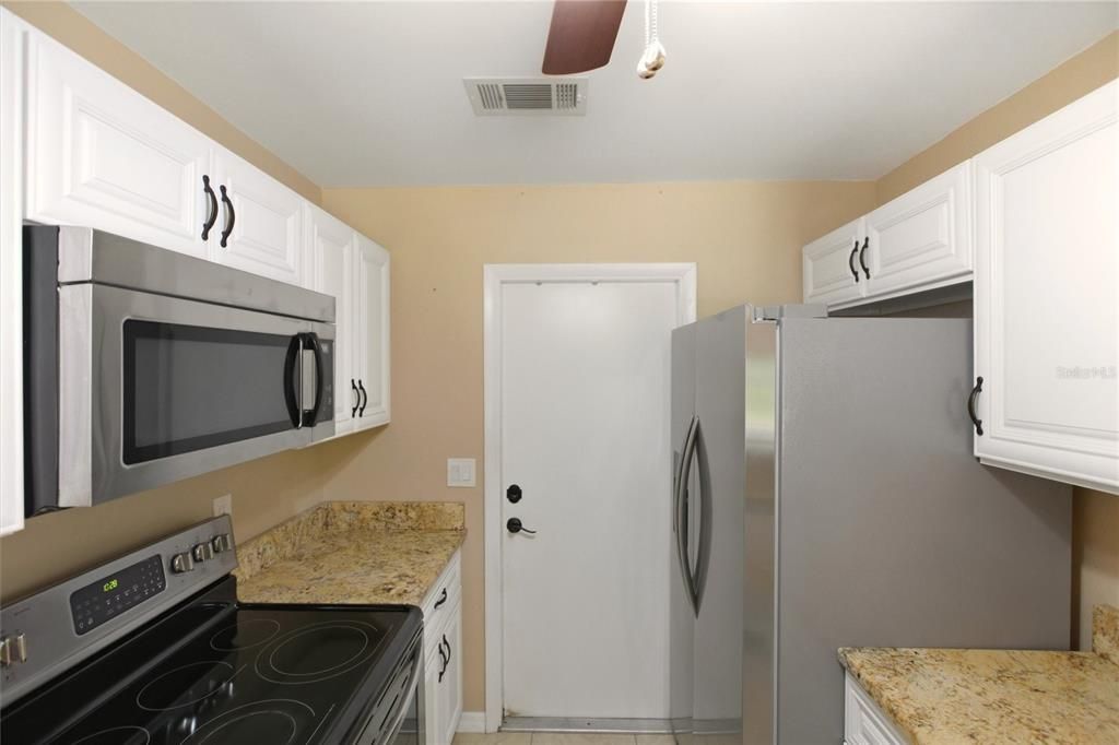 Active With Contract: $349,000 (3 beds, 2 baths, 1424 Square Feet)