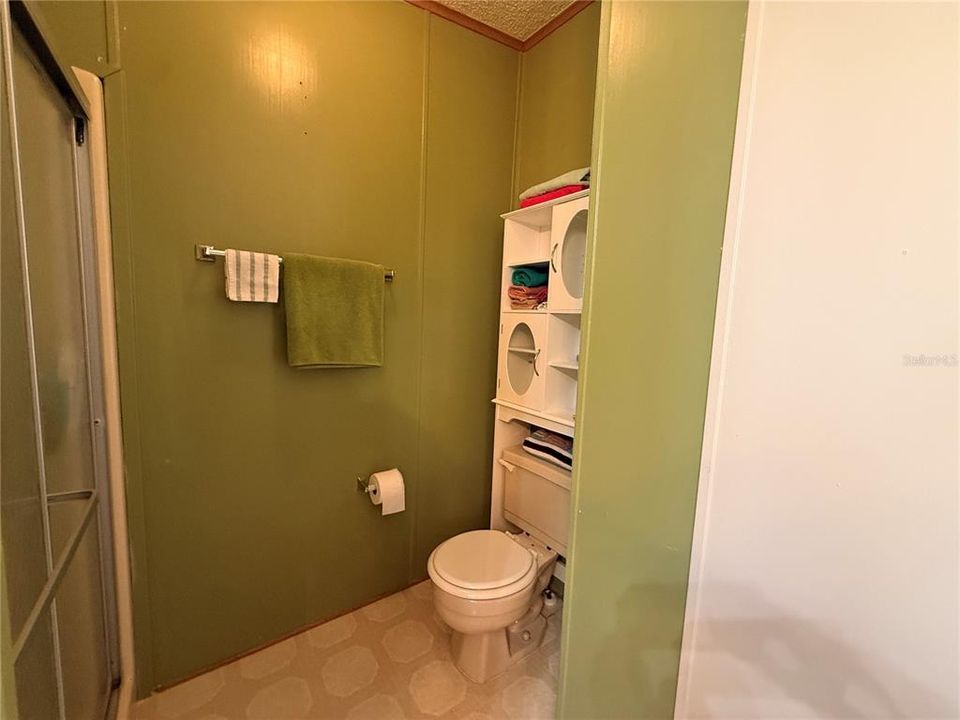 На продажу: $154,000 (2 спален, 2 ванн, 1226 Квадратных фут)