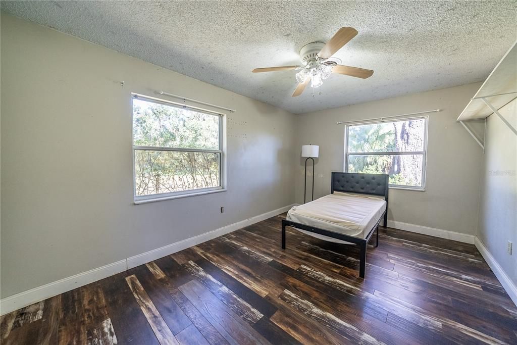 For Sale: $297,000 (3 beds, 3 baths, 1898 Square Feet)