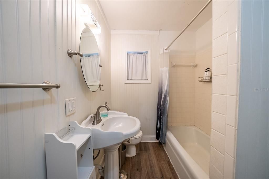 For Sale: $297,000 (3 beds, 3 baths, 1898 Square Feet)