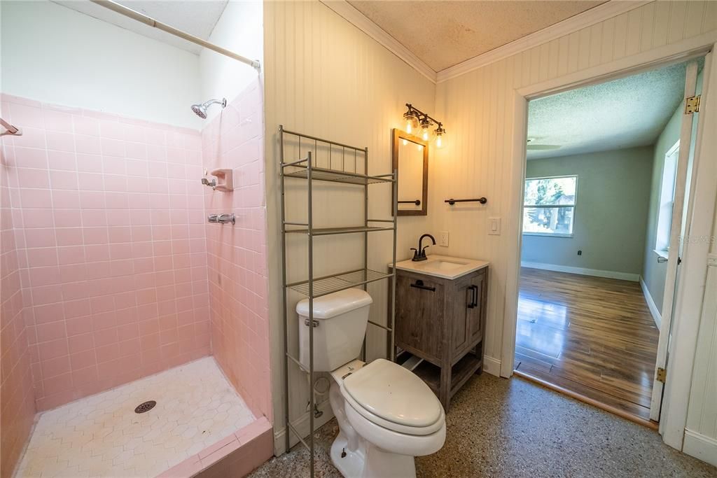 For Sale: $297,000 (3 beds, 3 baths, 1898 Square Feet)