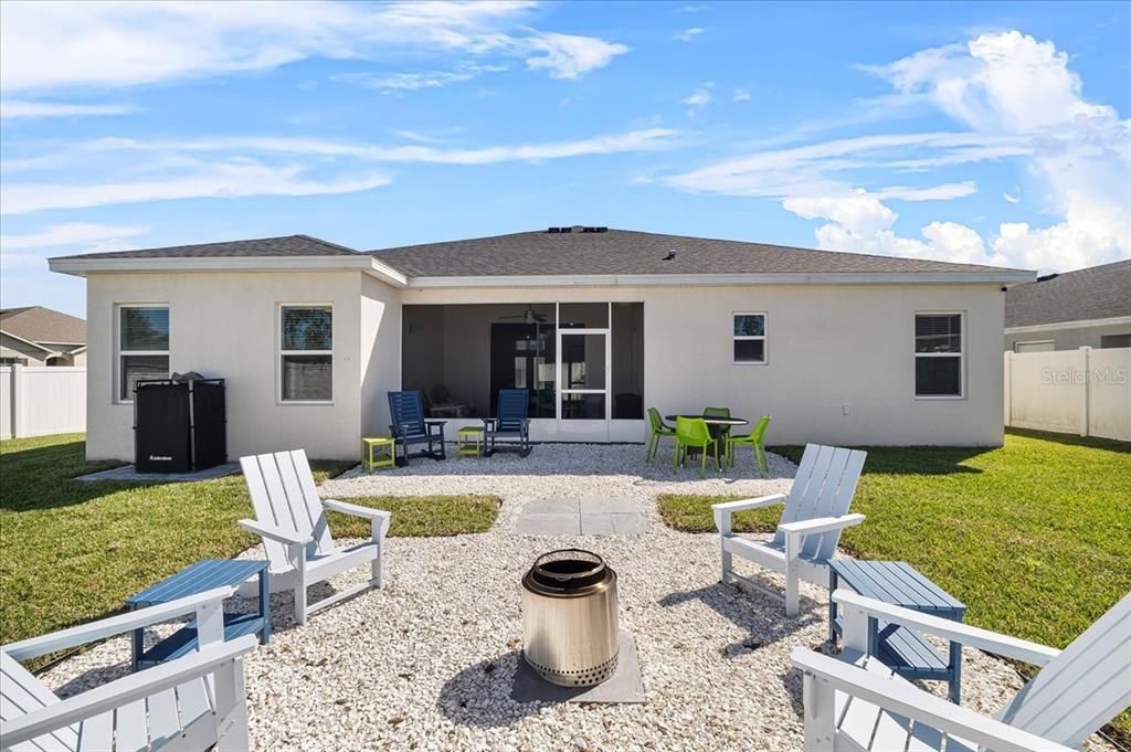 待售: $409,997 (4 贝兹, 3 浴室, 2370 平方英尺)