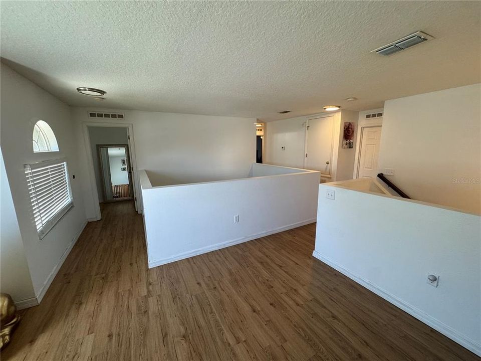 En Venta: $499,900 (4 camas, 2 baños, 2846 Pies cuadrados)