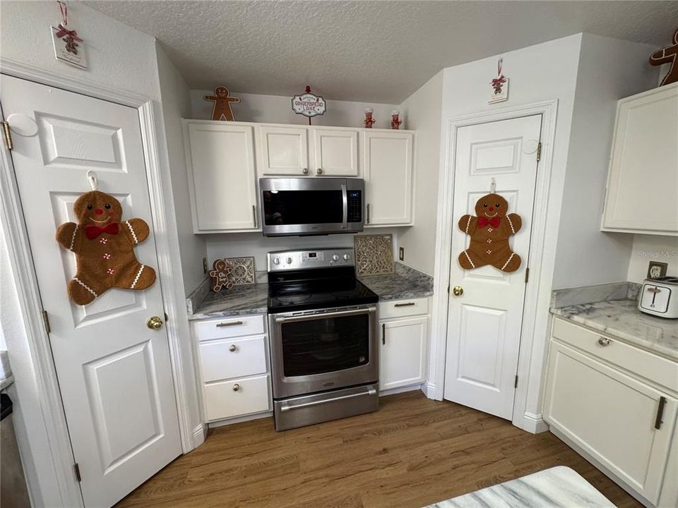 En Venta: $499,900 (4 camas, 2 baños, 2846 Pies cuadrados)