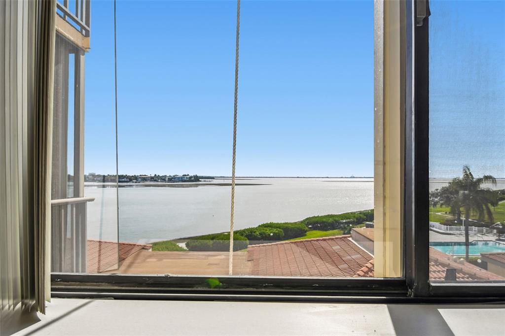 待售: $424,900 (2 贝兹, 2 浴室, 1050 平方英尺)