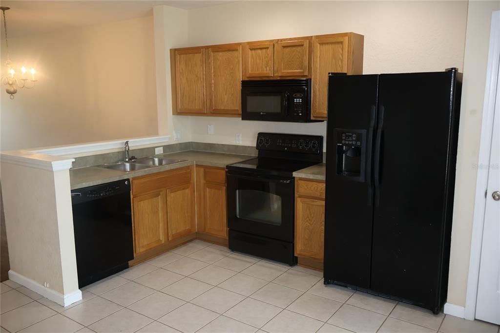 В аренду: $1,450 (2 спален, 2 ванн, 1134 Квадратных фут)