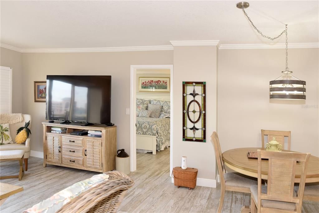 For Rent: $3,200 (2 beds, 2 baths, 1110 Square Feet)