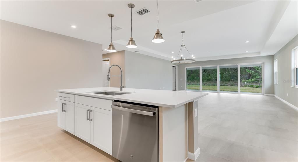 For Sale: $534,990 (3 beds, 2 baths, 1983 Square Feet)