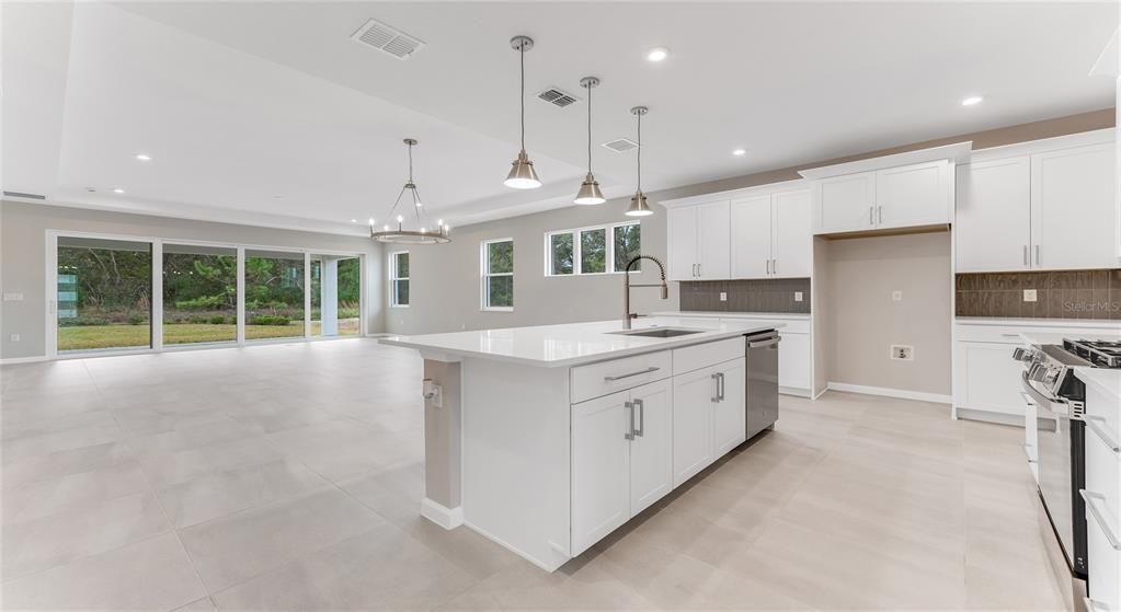 For Sale: $534,990 (3 beds, 2 baths, 1983 Square Feet)