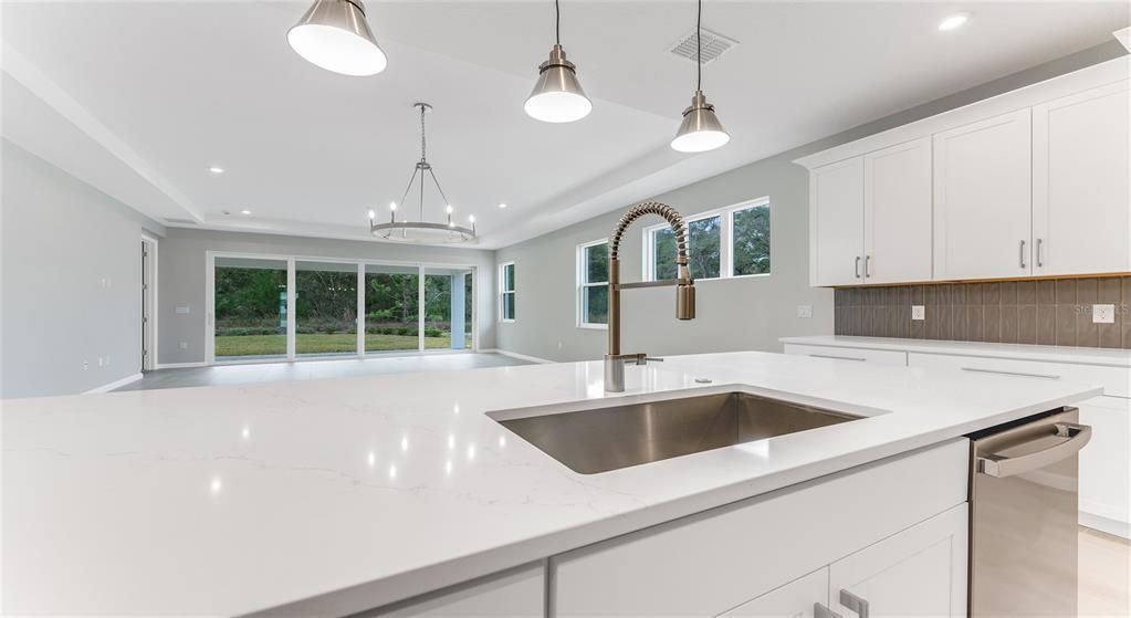 For Sale: $534,990 (3 beds, 2 baths, 1983 Square Feet)