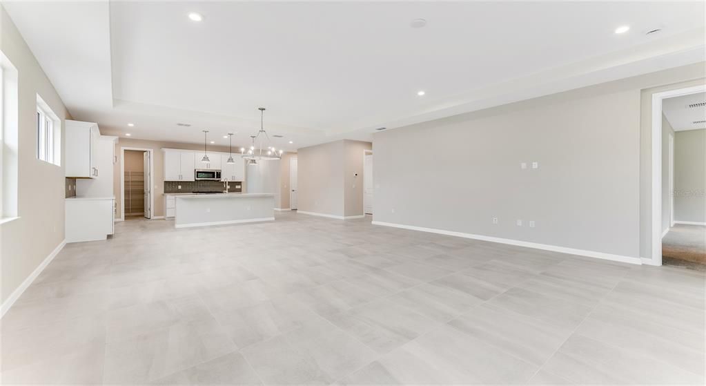 For Sale: $534,990 (3 beds, 2 baths, 1983 Square Feet)