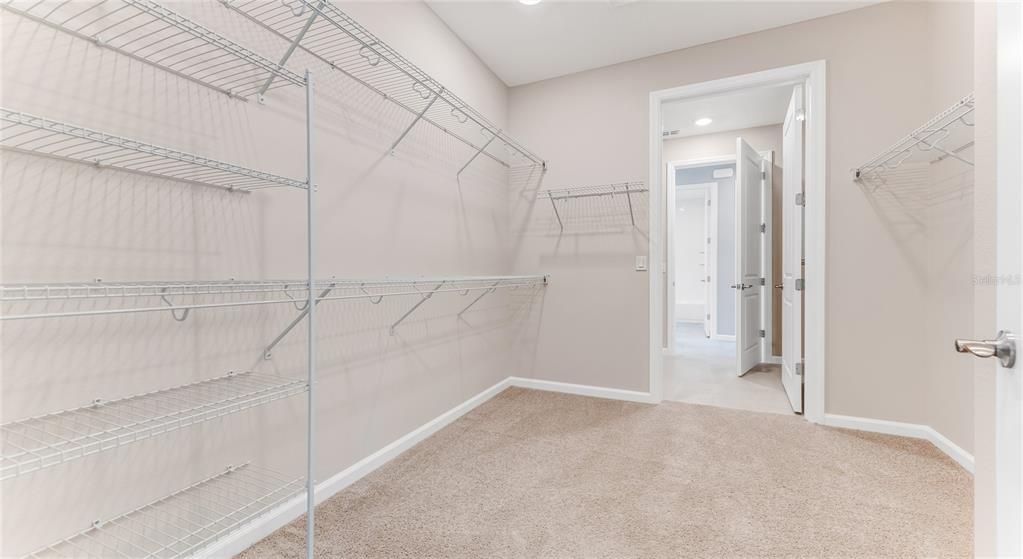 For Sale: $534,990 (3 beds, 2 baths, 1983 Square Feet)