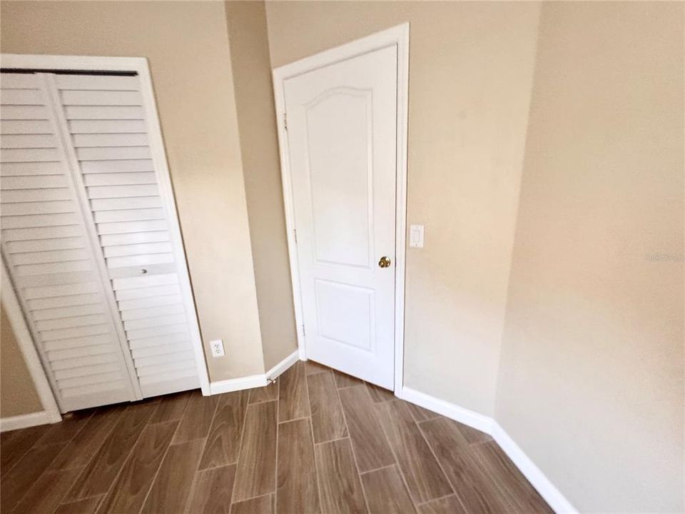 В аренду: $2,150 (3 спален, 2 ванн, 1317 Квадратных фут)