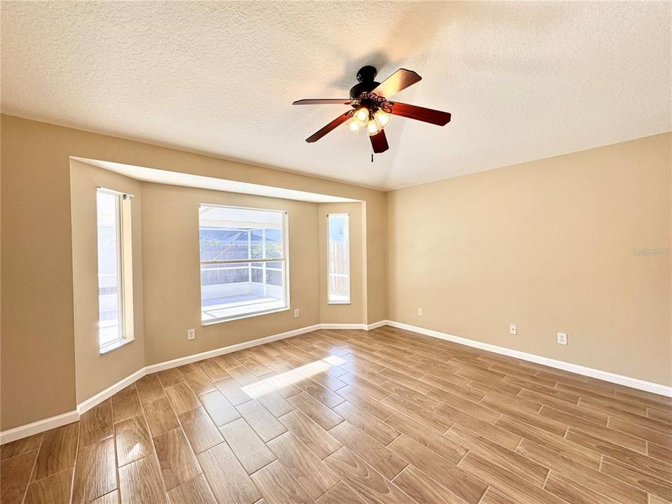 В аренду: $2,150 (3 спален, 2 ванн, 1317 Квадратных фут)