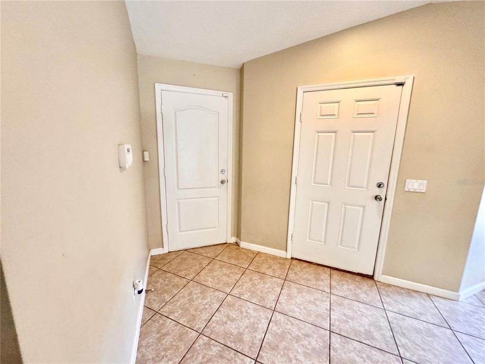 В аренду: $2,150 (3 спален, 2 ванн, 1317 Квадратных фут)