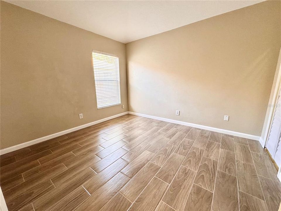 В аренду: $2,150 (3 спален, 2 ванн, 1317 Квадратных фут)