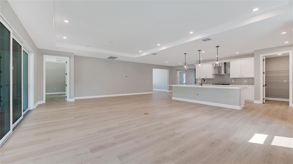 For Sale: $599,990 (3 beds, 4 baths, 2496 Square Feet)