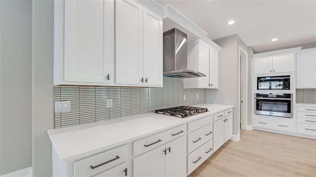 For Sale: $599,990 (3 beds, 4 baths, 2496 Square Feet)