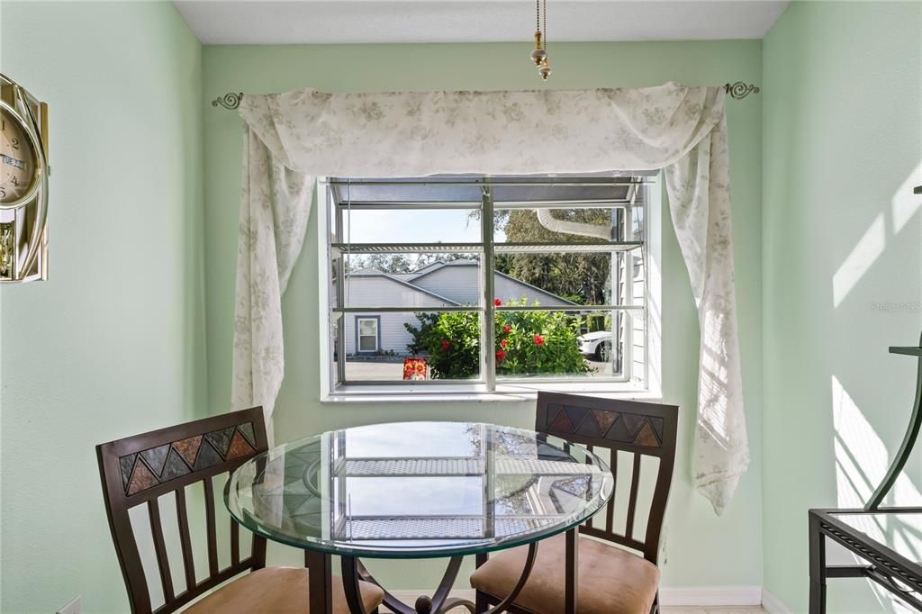 En Venta: $234,900 (2 camas, 2 baños, 1070 Pies cuadrados)