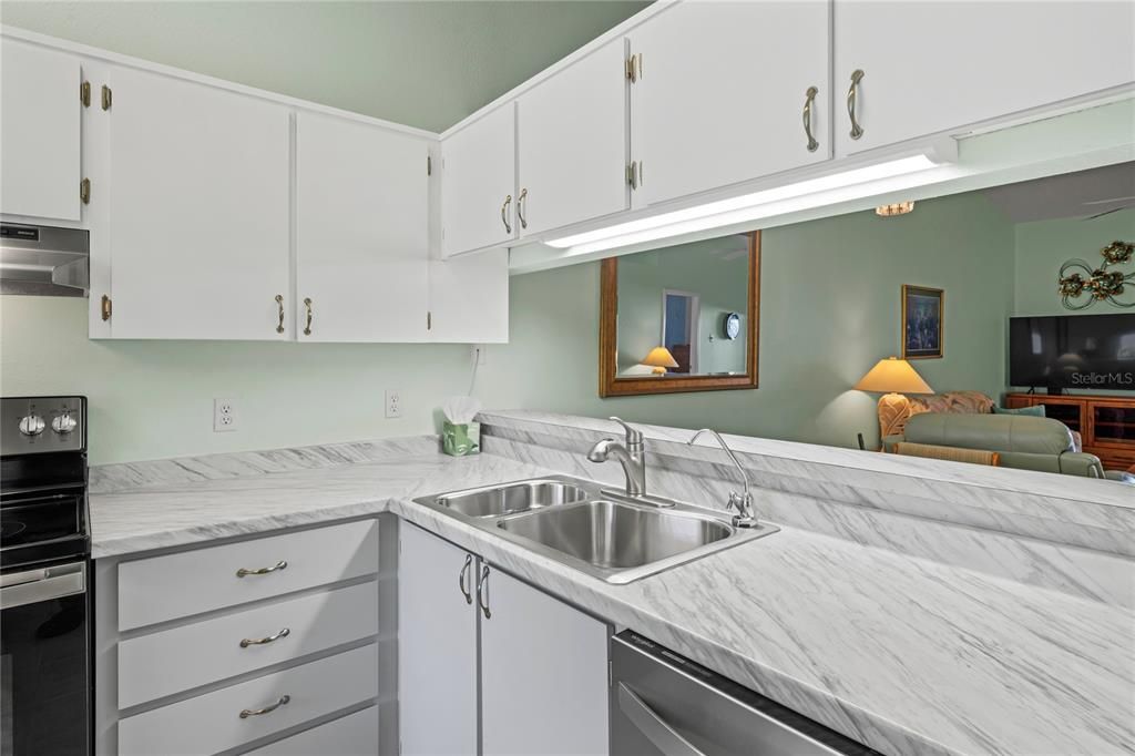 En Venta: $234,900 (2 camas, 2 baños, 1070 Pies cuadrados)