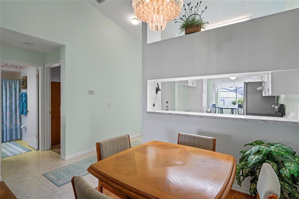 En Venta: $234,900 (2 camas, 2 baños, 1070 Pies cuadrados)