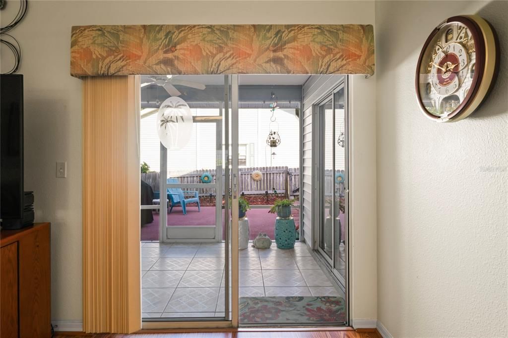 En Venta: $234,900 (2 camas, 2 baños, 1070 Pies cuadrados)