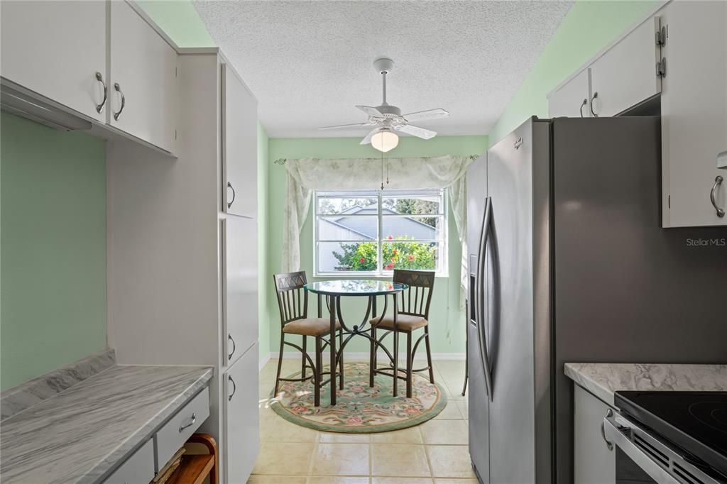 En Venta: $234,900 (2 camas, 2 baños, 1070 Pies cuadrados)