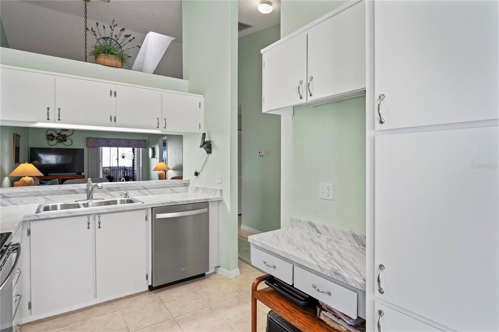 En Venta: $234,900 (2 camas, 2 baños, 1070 Pies cuadrados)