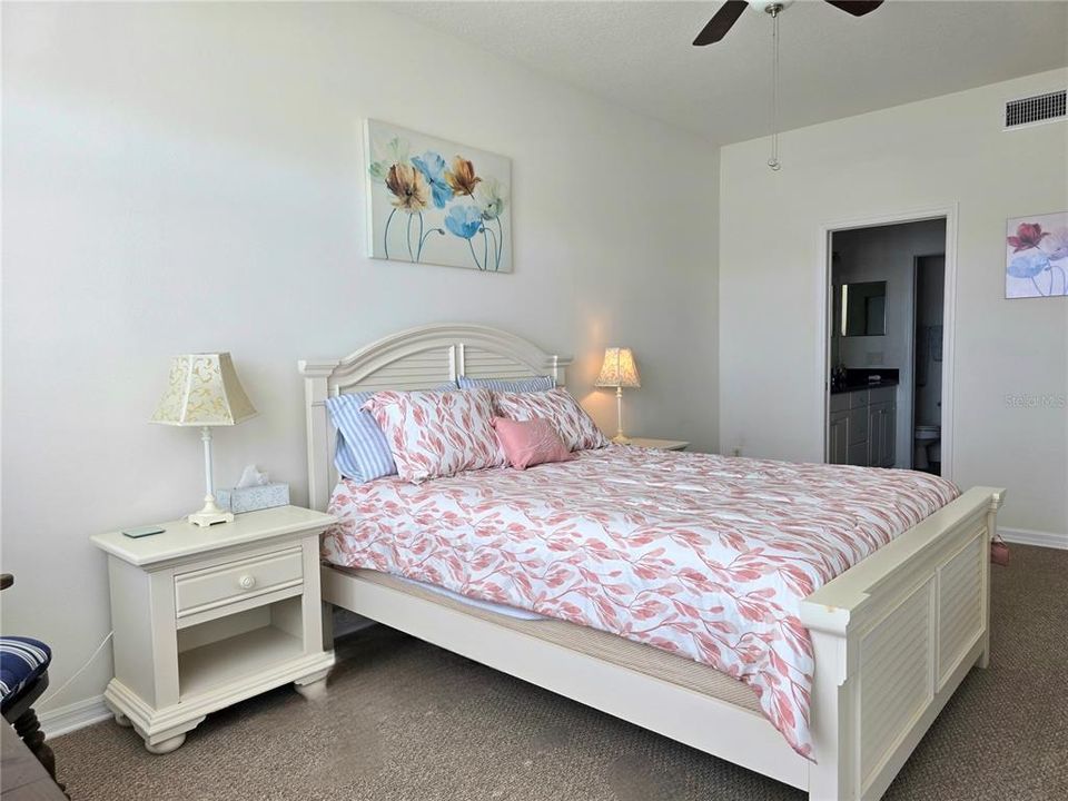 В аренду: $3,600 (2 спален, 2 ванн, 1440 Квадратных фут)