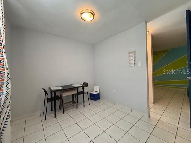 На продажу: $299,777 (5 спален, 4 ванн, 1542 Квадратных фут)