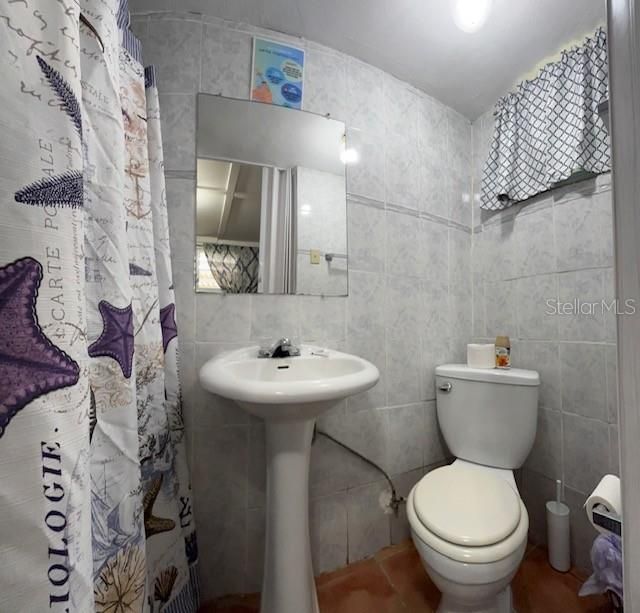 На продажу: $299,777 (5 спален, 4 ванн, 1542 Квадратных фут)