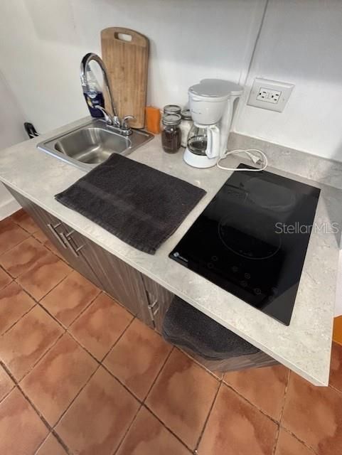 На продажу: $299,777 (5 спален, 4 ванн, 1542 Квадратных фут)