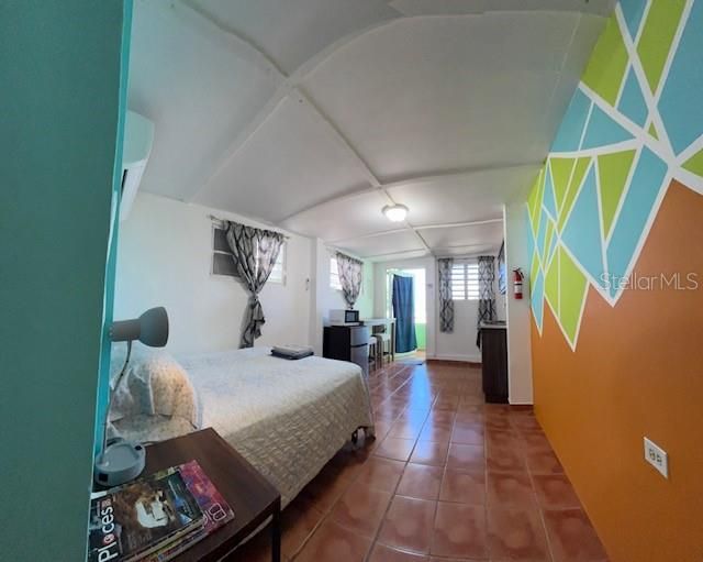 На продажу: $299,777 (5 спален, 4 ванн, 1542 Квадратных фут)