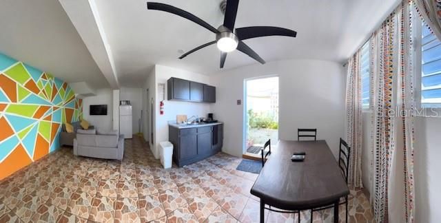 На продажу: $299,777 (5 спален, 4 ванн, 1542 Квадратных фут)