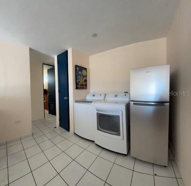 На продажу: $299,777 (5 спален, 4 ванн, 1542 Квадратных фут)