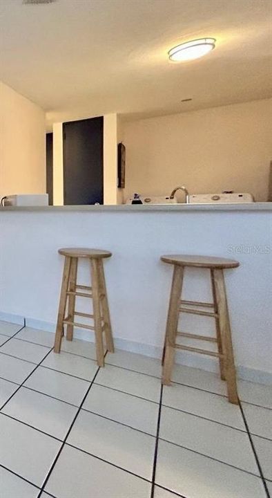 На продажу: $299,777 (5 спален, 4 ванн, 1542 Квадратных фут)