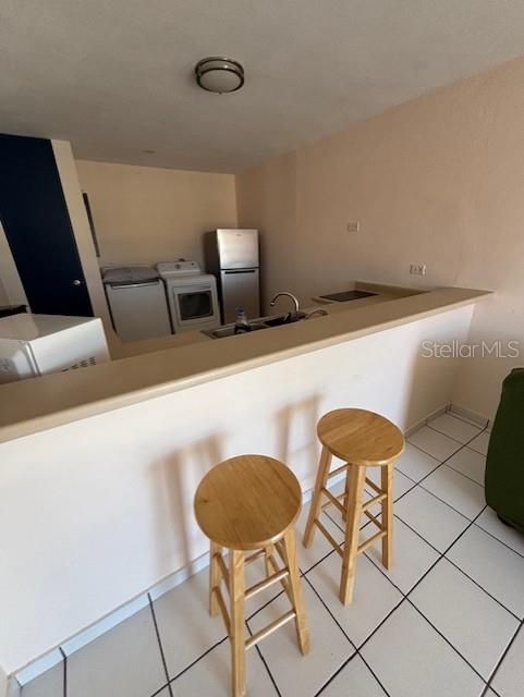 На продажу: $299,777 (5 спален, 4 ванн, 1542 Квадратных фут)