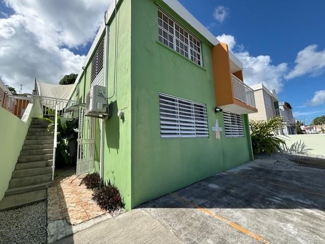 На продажу: $299,777 (5 спален, 4 ванн, 1542 Квадратных фут)