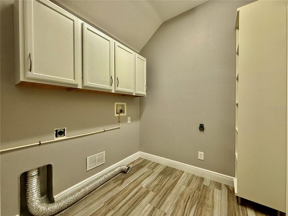 На продажу: $449,000 (3 спален, 3 ванн, 2215 Квадратных фут)