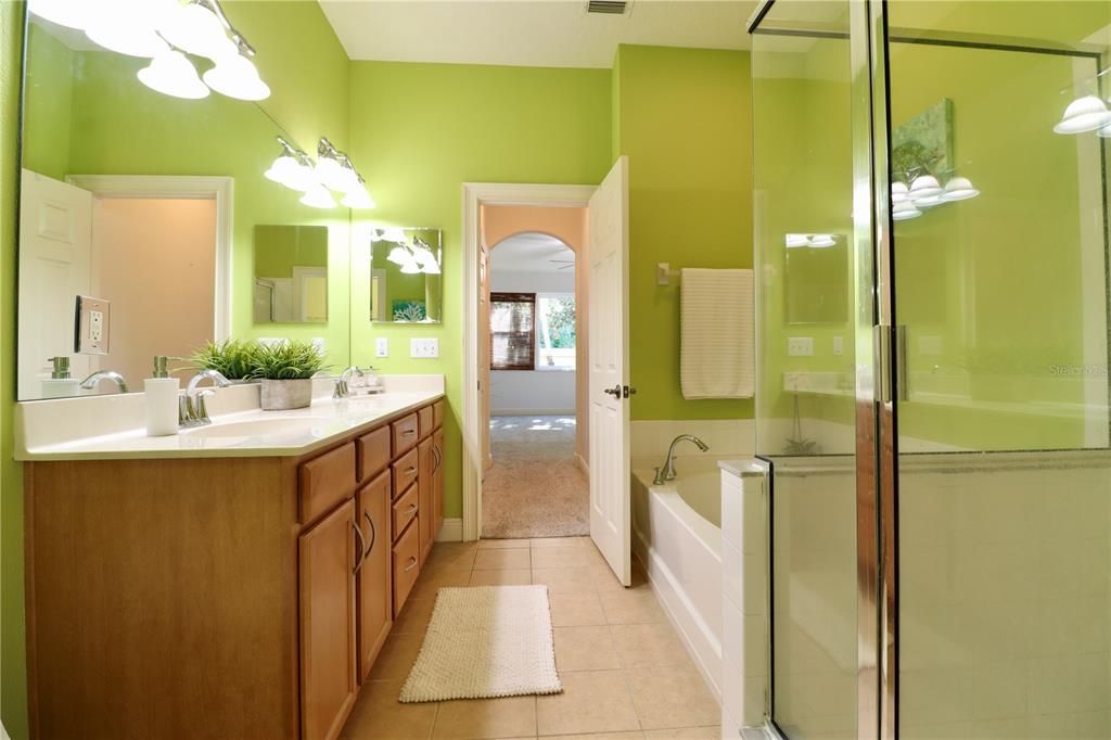 На продажу: $449,000 (3 спален, 3 ванн, 2215 Квадратных фут)