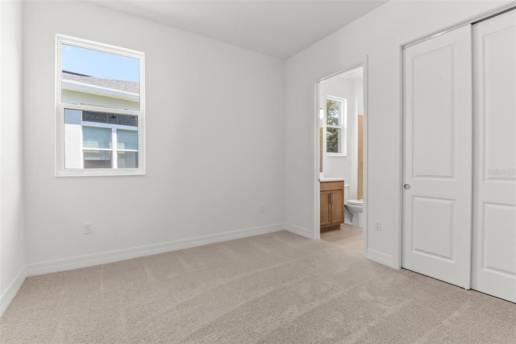 En Venta: $559,900 (3 camas, 3 baños, 2289 Pies cuadrados)