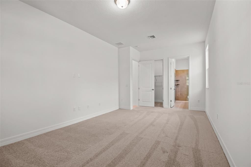 En Venta: $559,900 (3 camas, 3 baños, 2289 Pies cuadrados)