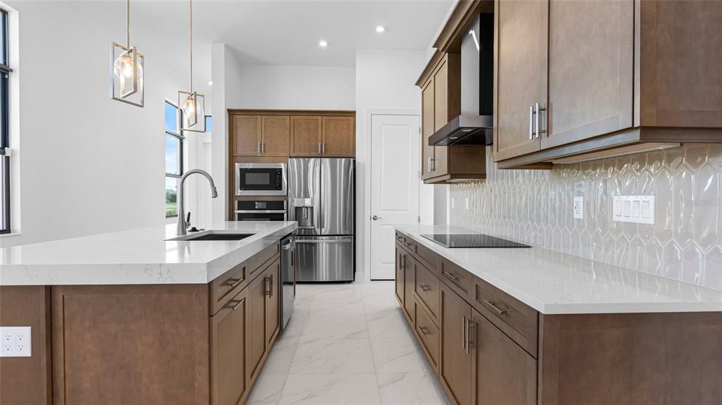 En Venta: $559,900 (3 camas, 3 baños, 2289 Pies cuadrados)