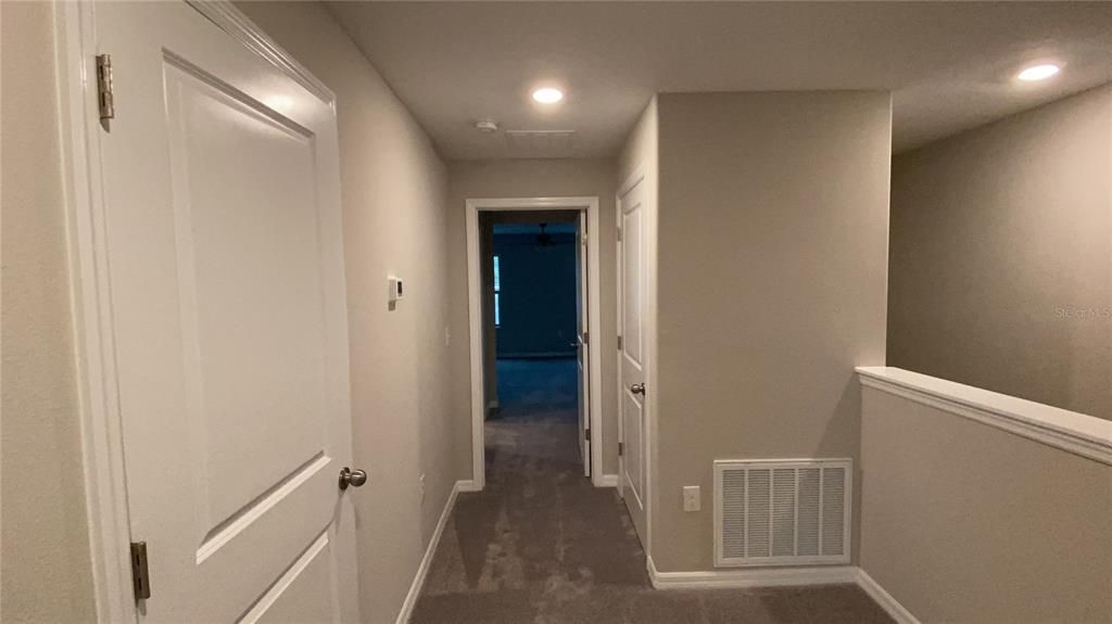 出租: $2,100 (3 贝兹, 2 浴室, 1663 平方英尺)