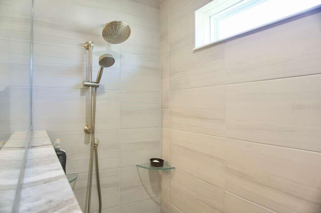 待售: $649,000 (3 贝兹, 2 浴室, 2208 平方英尺)