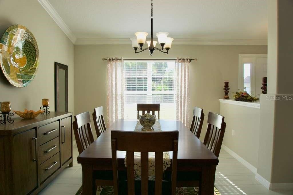 待售: $649,000 (3 贝兹, 2 浴室, 2208 平方英尺)