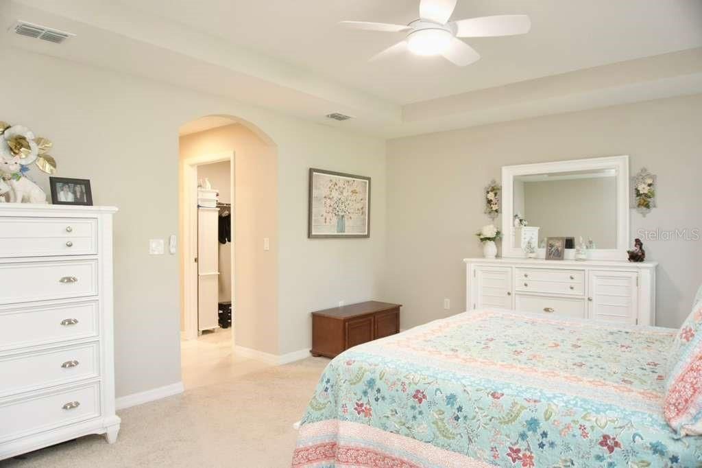 待售: $649,000 (3 贝兹, 2 浴室, 2208 平方英尺)